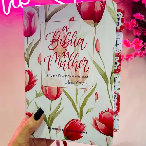 Capa do livro Bíblia Da Mulher Sábia - ESTUDO
